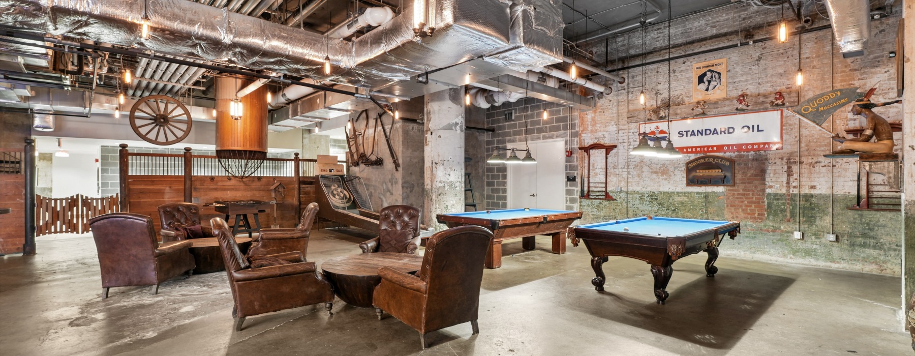 'The Cellar' Lounge and Billiards